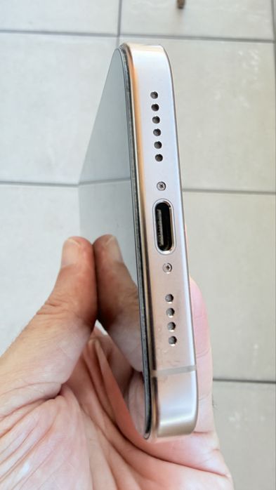 iPhone 16 Pro Max, cor deserto, 256GB, garantia