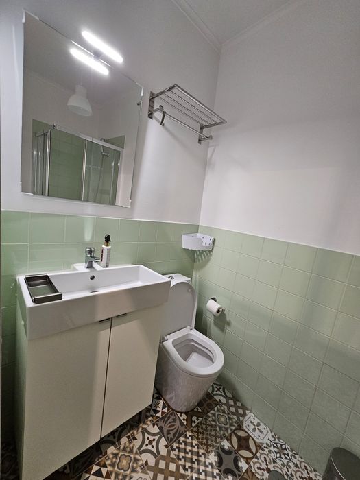 Arrendamento de excelente T1+1, perto metro Avenida Liberdade