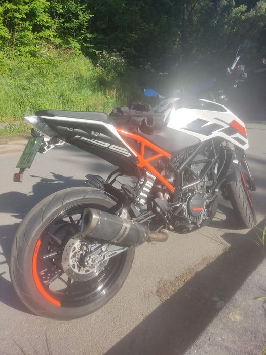 Vendo KTM DUKE 125CC.  11KW