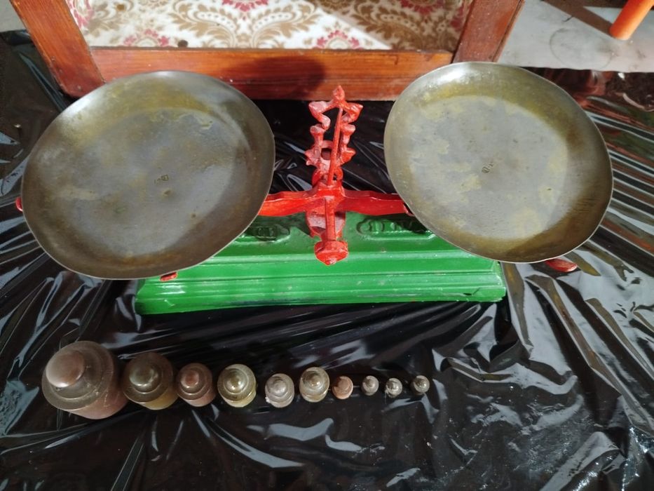 Balança vintage de pesos