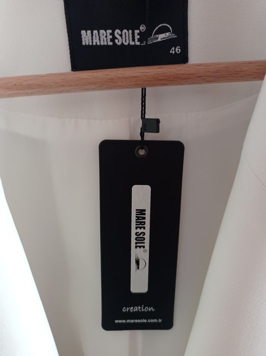 Білий піджак абсолютно новий