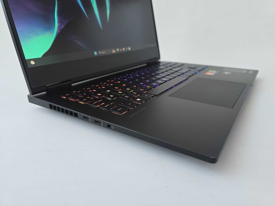 HP Omen 16 (2023) R9 7940HS/RTX 4070/RAM 16GB/SSD 512GB/165Hz