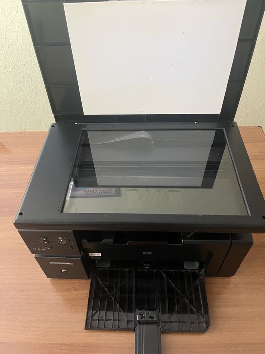 Недорого лазерний БФП НР LaserJet M1132 MFP