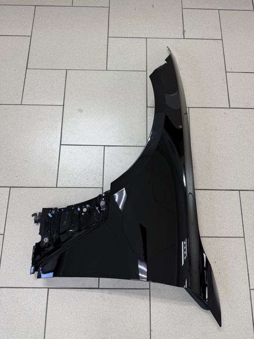 BMW i4 4 g26 крило ліве під ремонт 668 колір бмв і4 г26