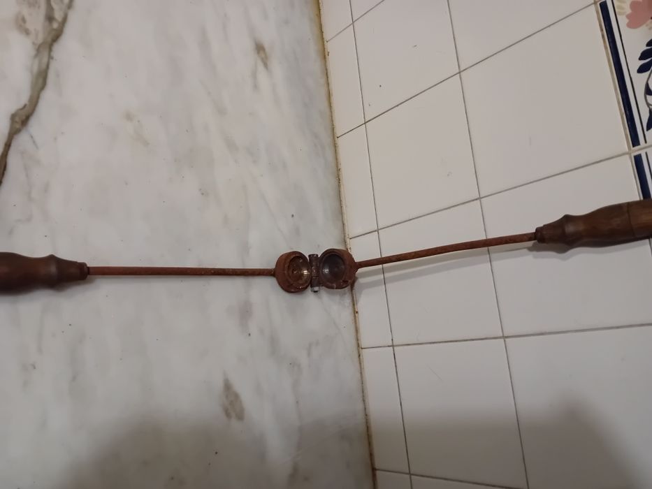 Ferramenta Antiga