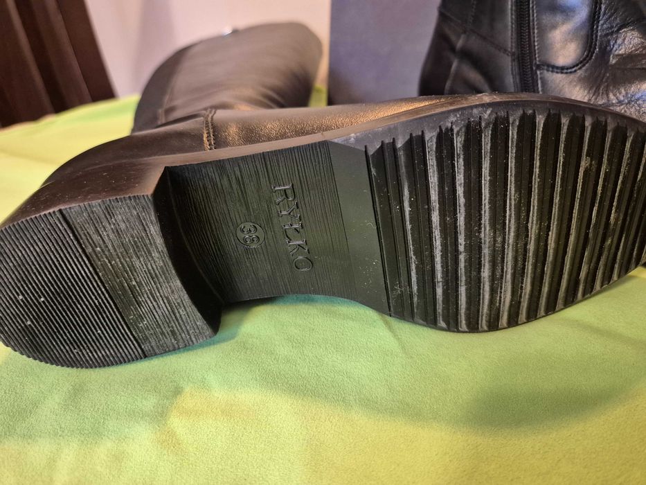 Kozaki czarne damskie Ryłko