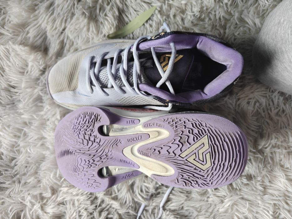 nike zoom freak 4