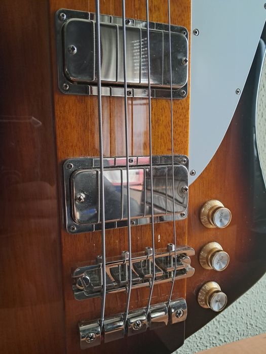 Baixo epiphone thunderbird 60s classic