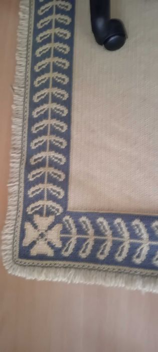 Tapete Arraiolos 1.50 x 1.80 - Feito à mão por encomenda