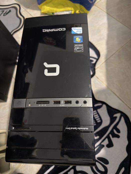 Pc/ Torre compaq