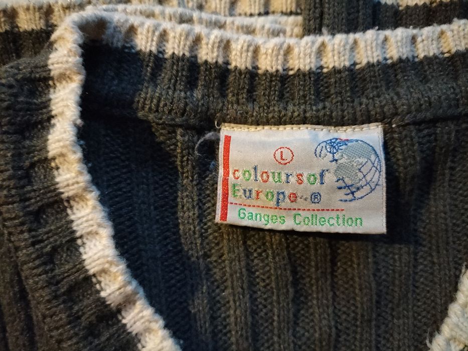 Męski sweter pulower w serek szary L