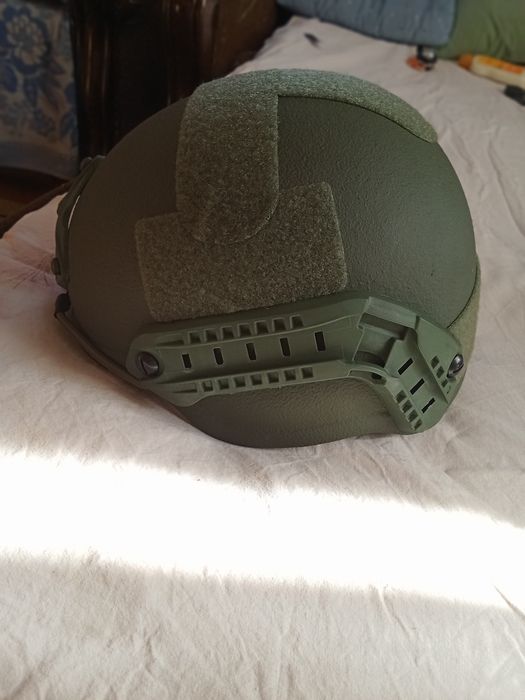 Продам шолом новий