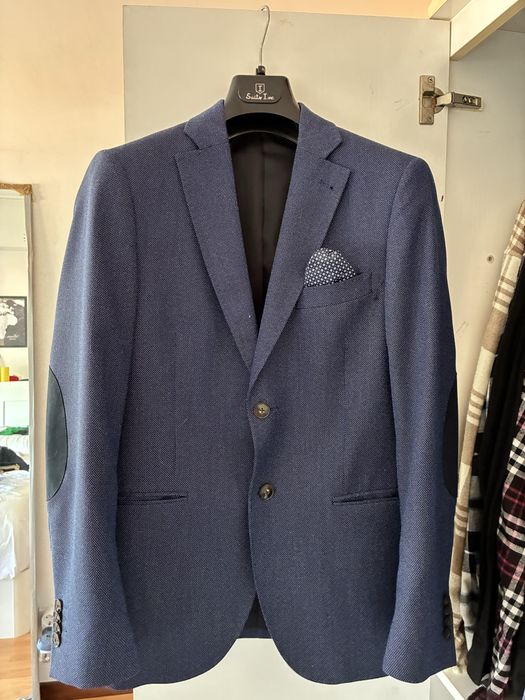 Blazer Suits Inc