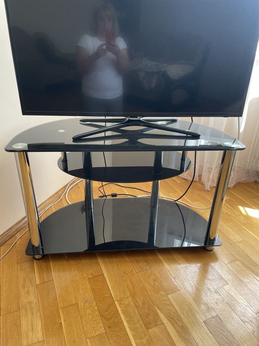 Тумба під ТВ