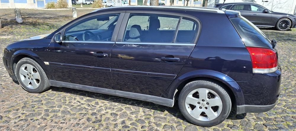 TOP/Opel signum 2.2 DTI/2003