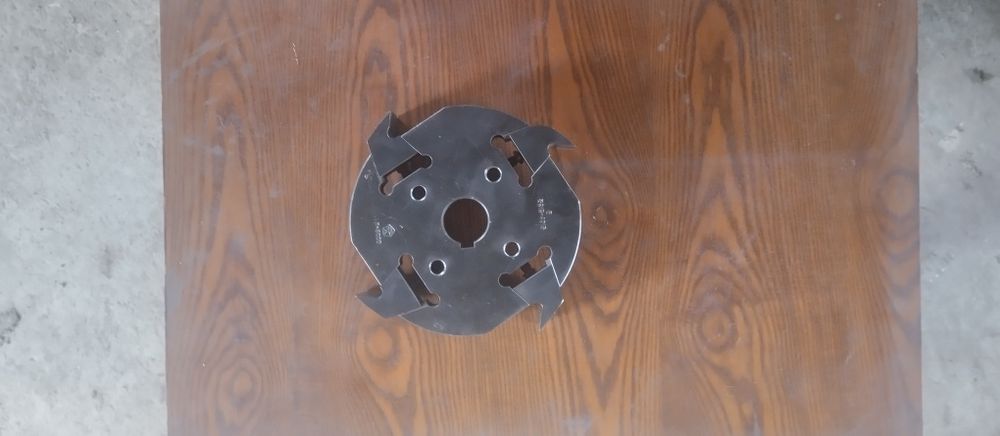 Фреза по дереву 3212-4015 h3000