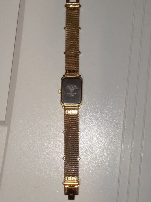 Продам жіночий годинник Anne Klein
