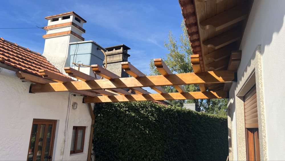 Portas/cozinhas/roupeiros/pergolas/alpendres/deckes