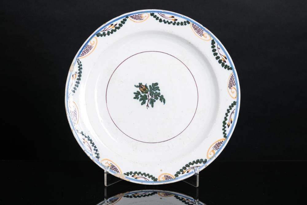 Prato em faiança Portuguesa