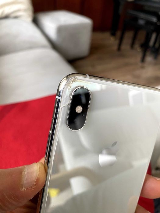IPhone XS Max 512GB com capa pele VAJA