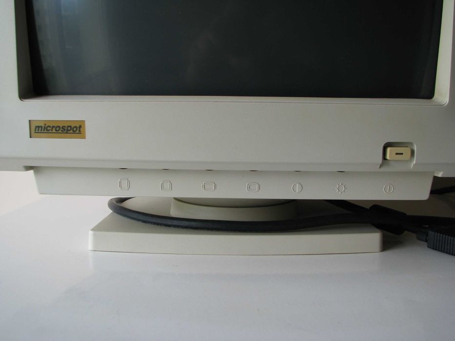 Monitor do komputera CRT Microspot, 14 cali, 1995r. Retro Gaming PC DOS SVGA