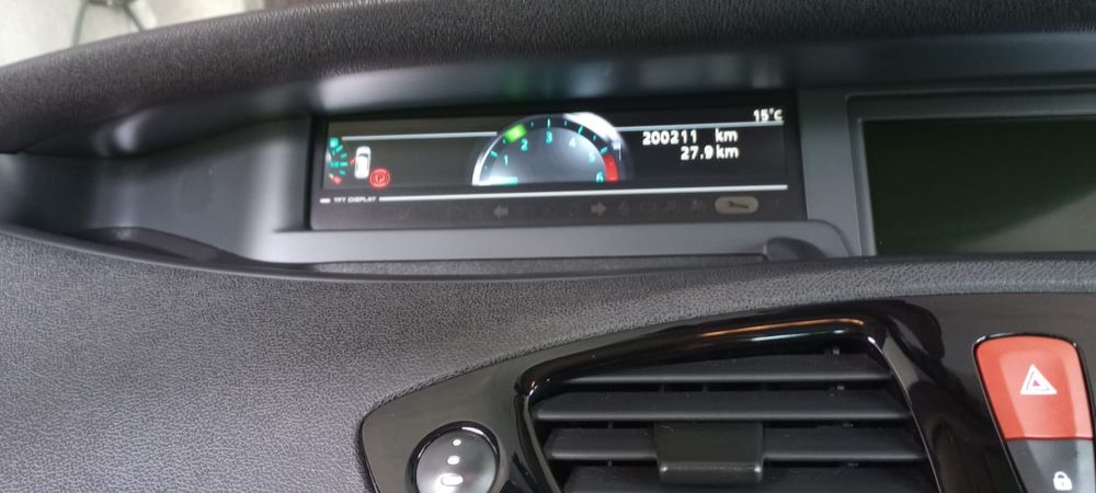 Renault Grand Scenic 7-osobowy, silnik Nissan, stan bdb