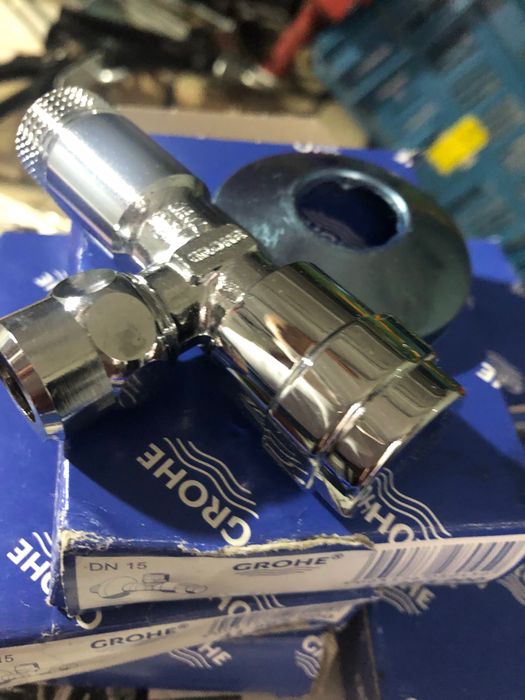 Zawór kątowy GROHE 1/2x3/8 cala