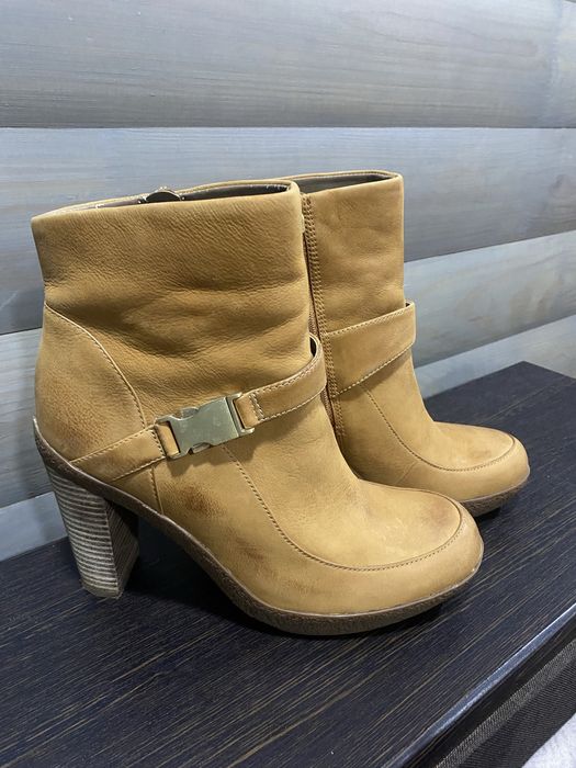 Ботільйони, черевики, сапожки Ecco