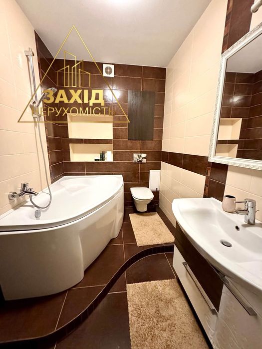 ЄВРОТРІЙКА в Новобудові за СУПЕРЦІНОЮ 1285 $ / м² неподалік Центру