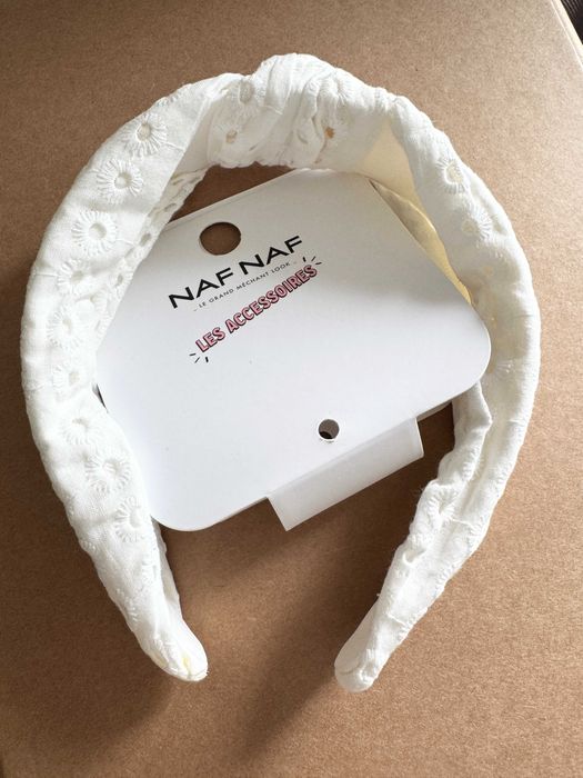 Opaska do włosów NAF NAF z bawełnianym haftem