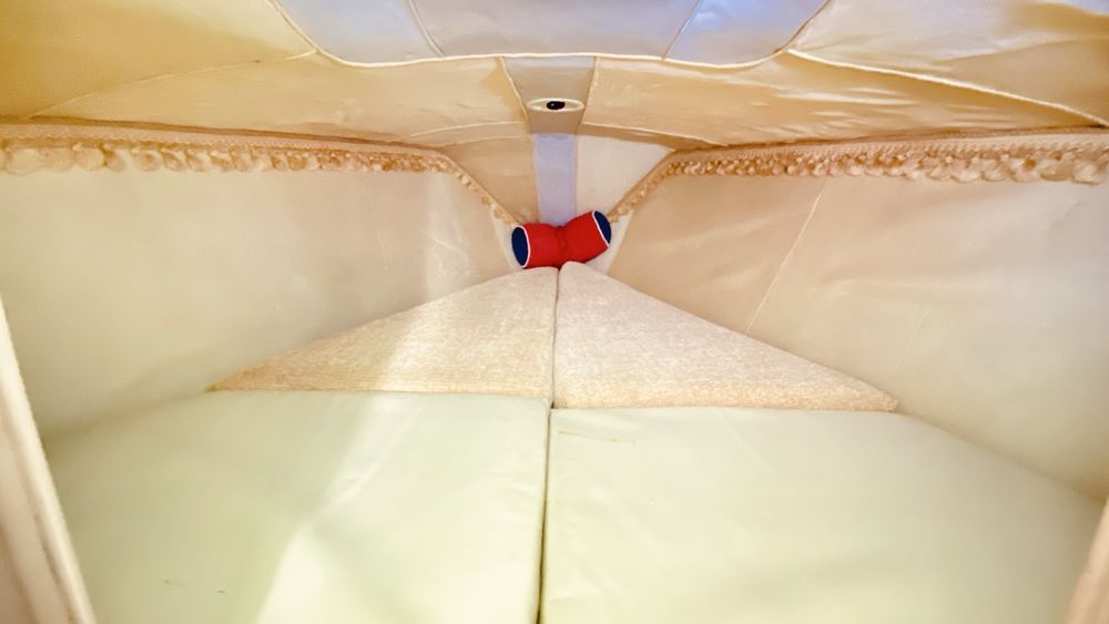 Яхта Colvic UFO 27