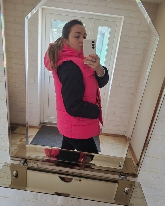 Жилетка жіноча(яскраво-рожева)тепла