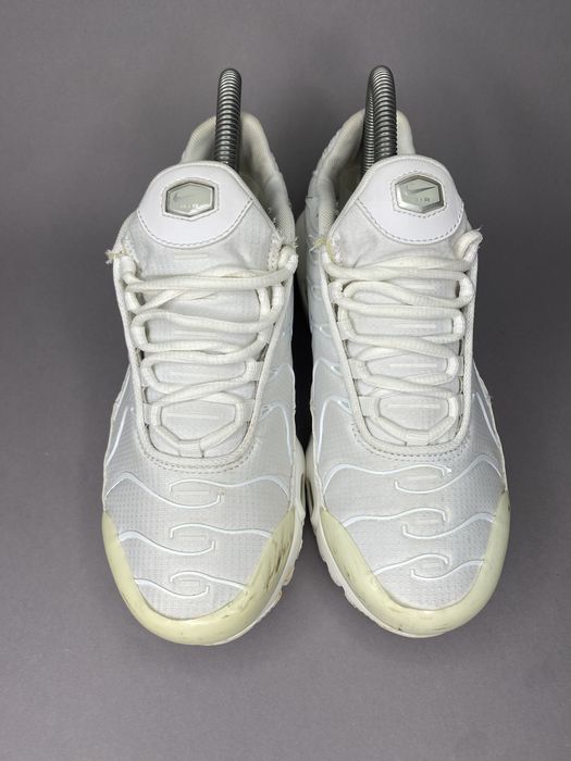 Nike TN оригінальні стильні кросівки базові кроссовки 37.5р найк