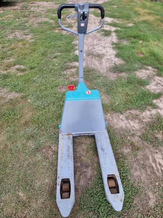 Wózek magazynowy ,paleciak elektryczny Jungheinrich Ameise SPM113