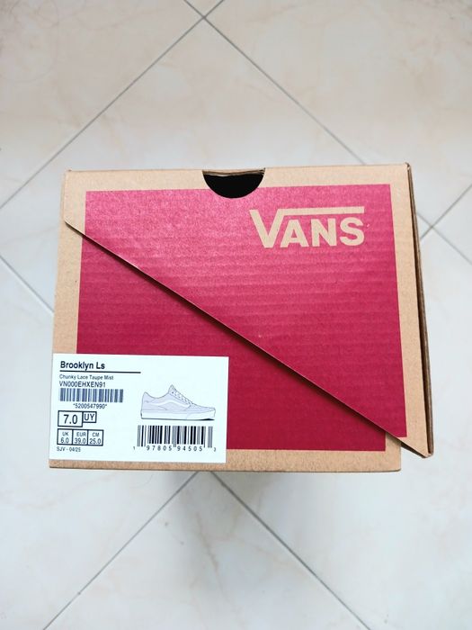 Sapatilhas Vans Novas