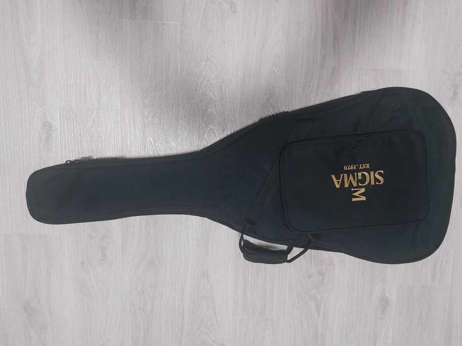 Продам Акустическую гитару Sigma 000MC-1E