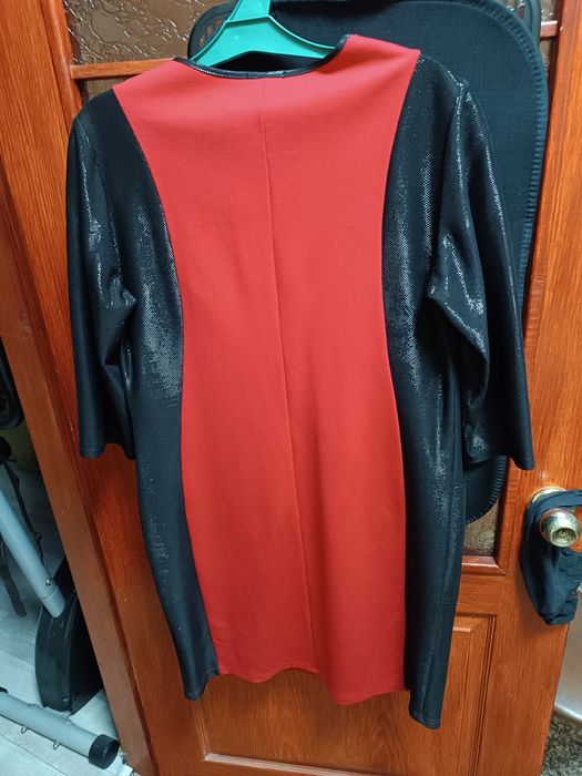 Красиве нарядне святкове плаття 48-50р.