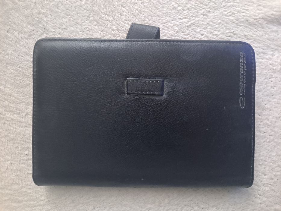 Etui do    tableta