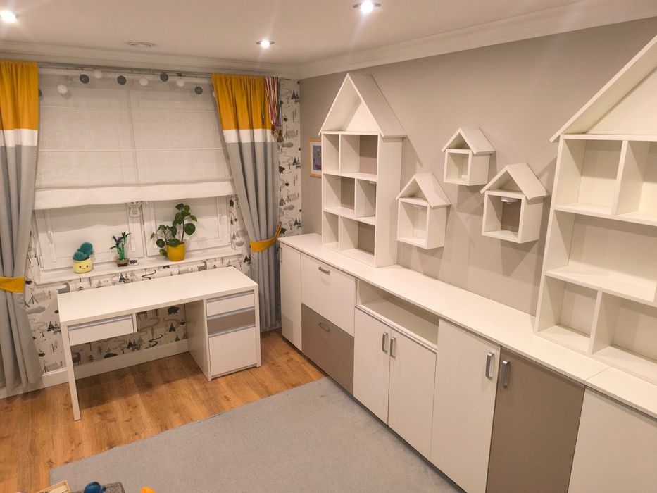 Zestaw mebli dziecięcych / młodzieżowych + biurko