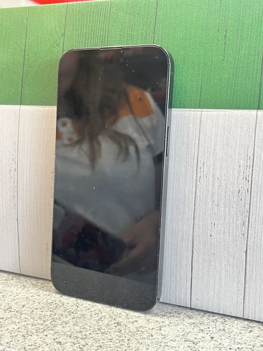 Vende se iphone 14 pro max (preto titanio)