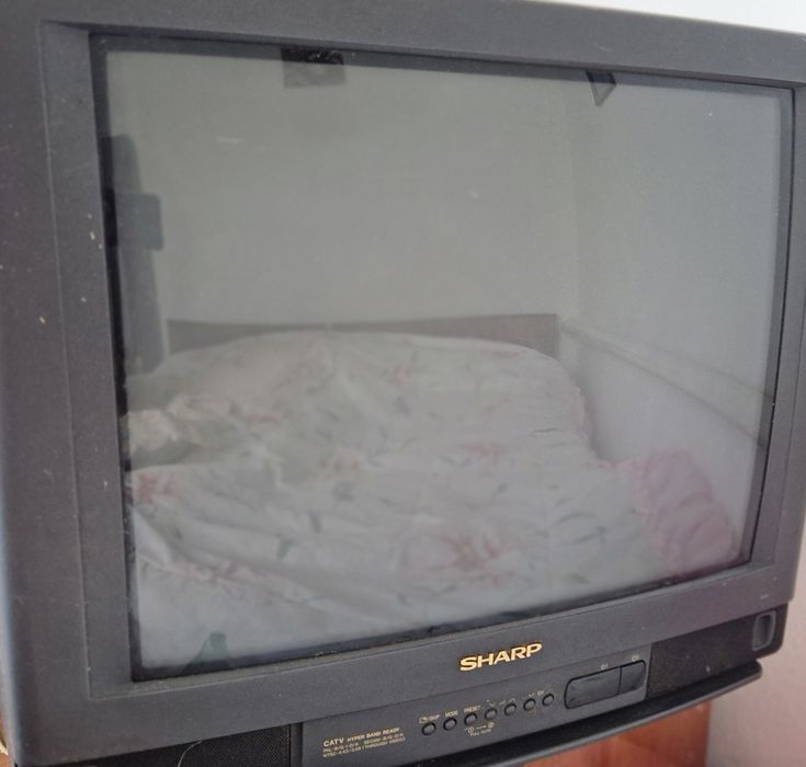 Три   телевізори