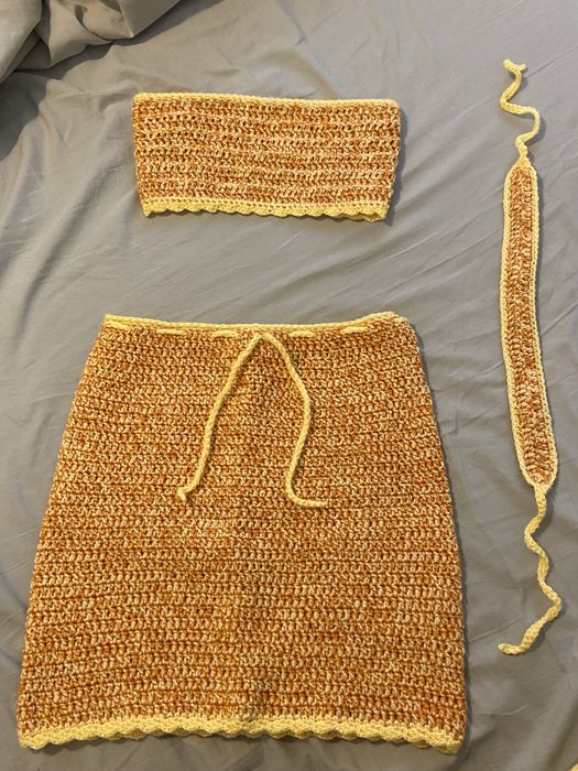 Conjunto em crochê Top + Saia + Faixa