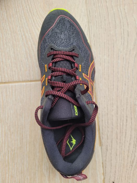 Sapatilhas ASICS Tamanho 40