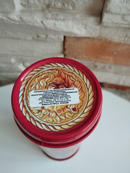 Nowa woda toaletowa Versace Red Jeans 75 ml w puszce