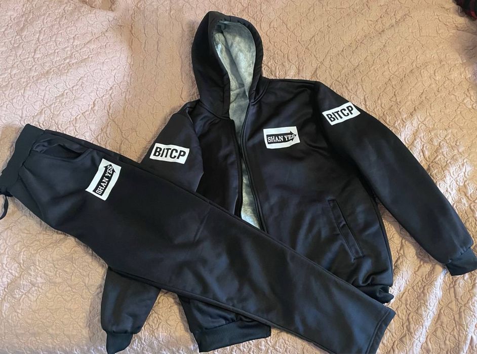 Спортивний костюм