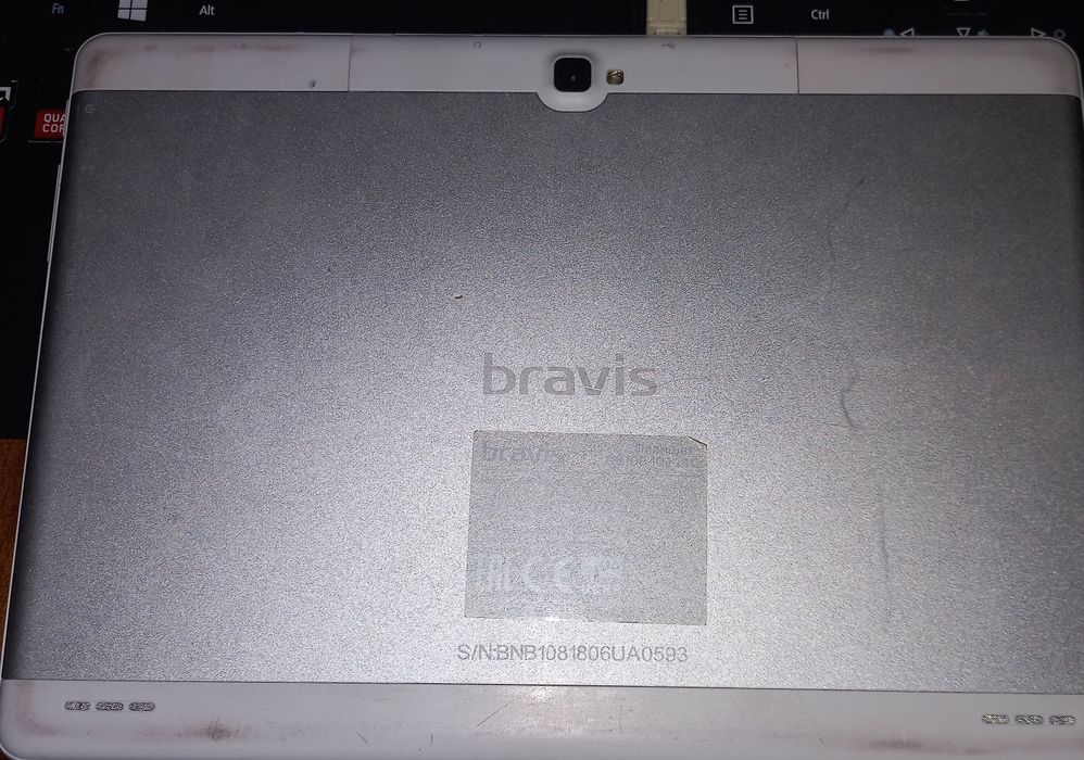 Планшет bravis 10 дюймов zoom,youtube,wi-fi, sim cart