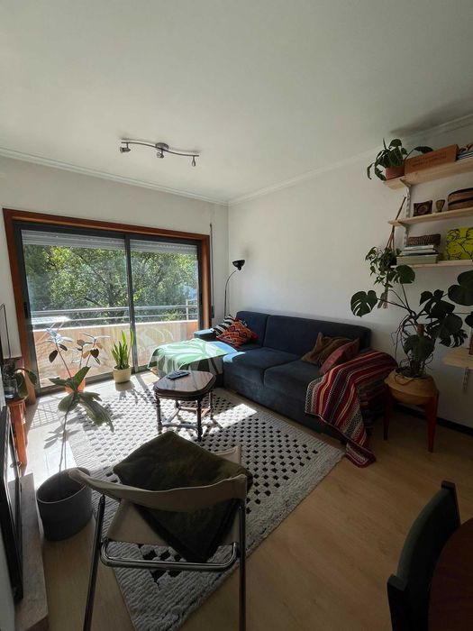 Condomínio Terraços da Arrábida -Apartamento 2 assoalhadas com Garagem - Permite apoio á renda - Porta 65