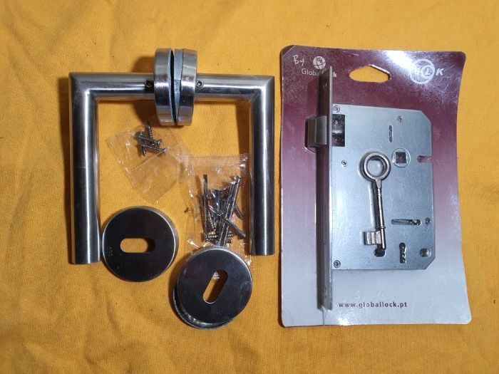 Puxadores e fechadura64309935207427120