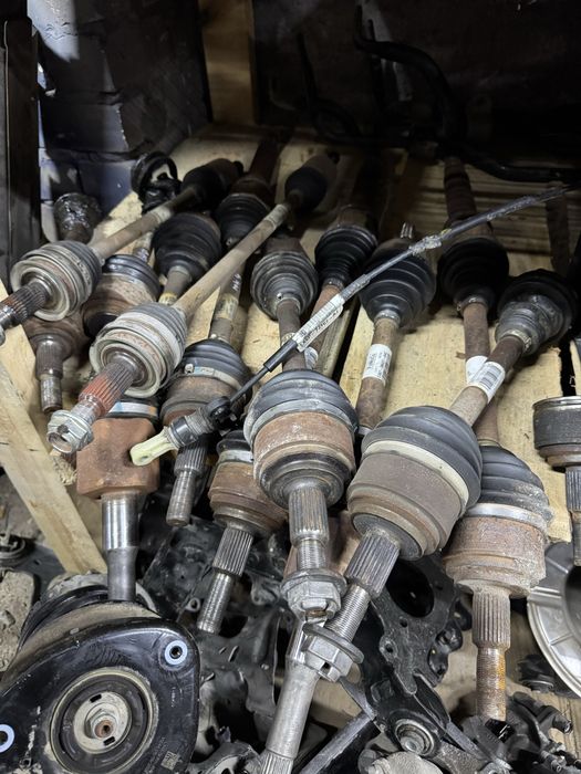 Піввісь привід шрус Ford Kuga Escape mk4 usa