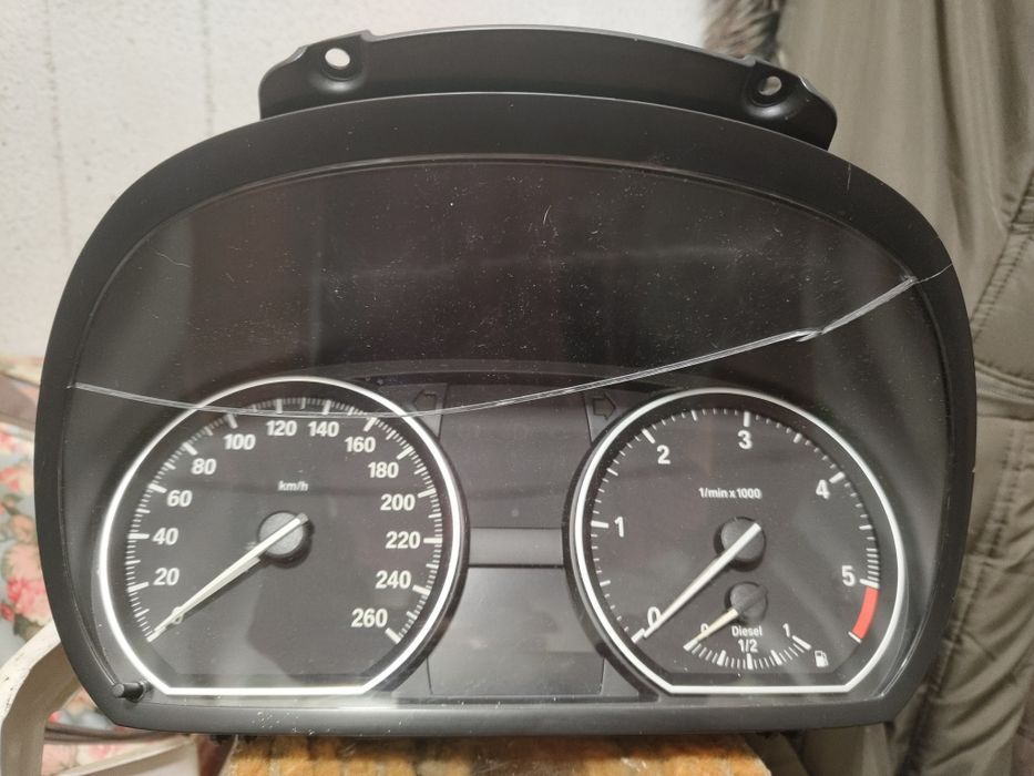 Vendo pela melhor oferta quadrante de BMW série 1 coupé